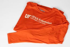 Extension Women's Performance T-shirt